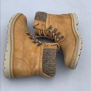 Cute Boots with Knit Top